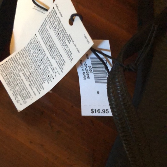 Gap women flip flops Sz 9 black TT - Picture 4 of 6